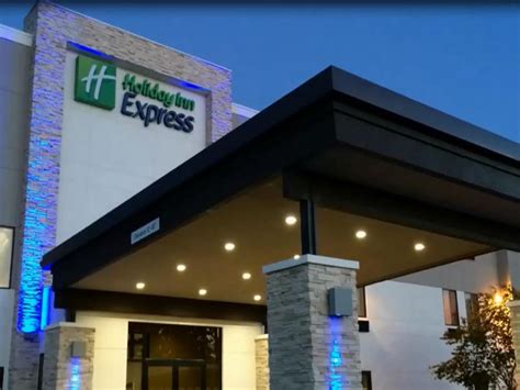 holiday inn express oklahoma city airport.